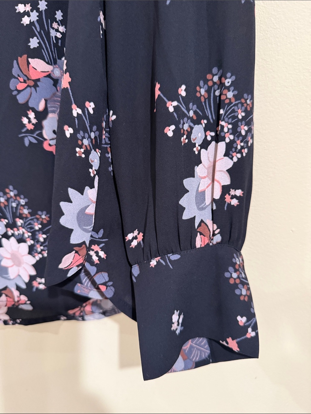 LOFT Black Floral Long-Sleeve Blouse with Pink & Cream Accents size medium - Picture 3 of 10